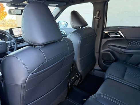 New 2025 Mitsubishi Outlander SEL Black Edition image 24