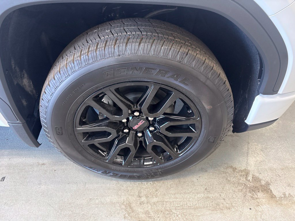 New 2026 GMC Sierra 1500 Pro w/ Graphite Edition AWD/4WD image 4