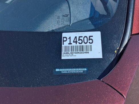 Used 2024 Nissan Altima 2.5 SV image 30