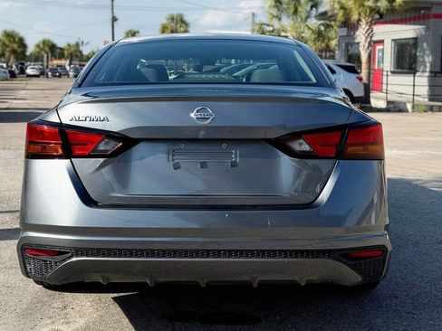 Used 2022 Nissan Altima 2.5 S FWD image 6