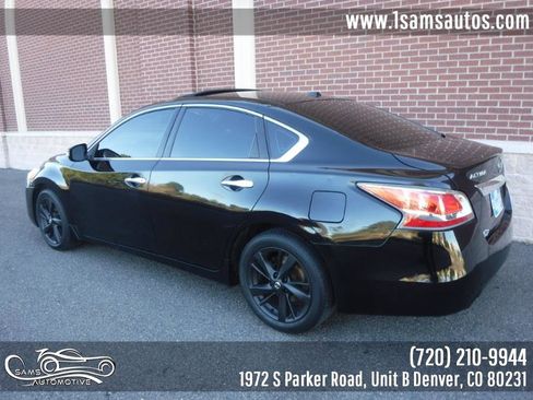 Used 2015 Nissan Altima 2.5 SL w/ Moonroof Package image 4
