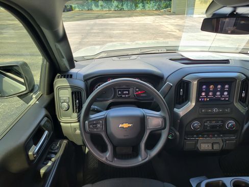 Used 2024 Chevrolet Silverado 1500 Custom w/ Turbomax Blackout Package RWD image 16