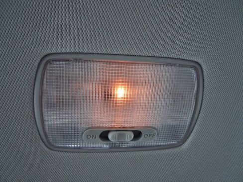 Used 2021 Honda Accord Touring image 28