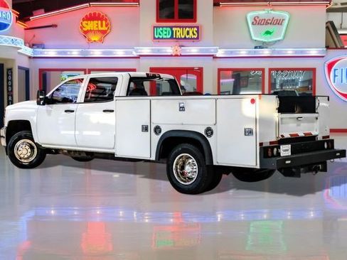 Used 2019 Chevrolet Silverado 3500 W/T w/ WT Convenience Package image 4