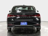 Used 2023 Hyundai Elantra SE image 5