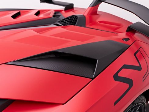Used 2019 Lamborghini Aventador SVJ image 42