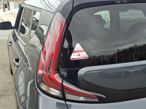 Used 2023 Kia Soul S image 31