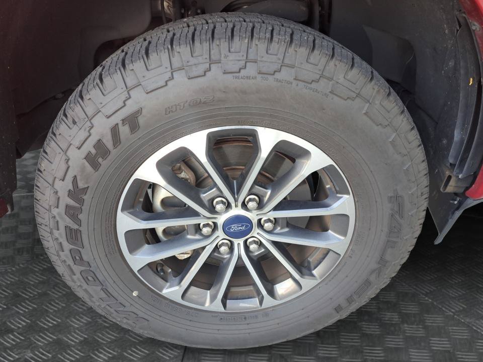 Used 2020 Ford F150 XLT w/ Equipment Group 302A Luxury AWD/4WD image 19