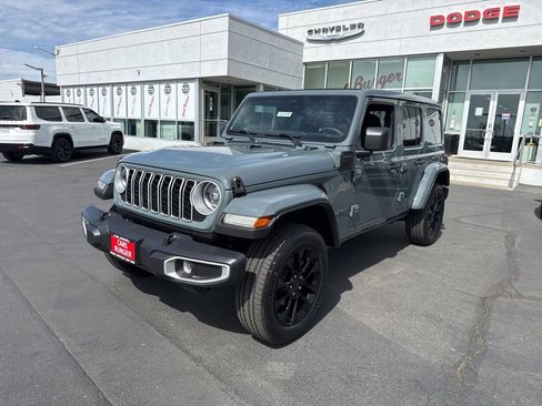 Certified 2025 Jeep Wrangler Unlimited Sahara w/ Safety Group image 3