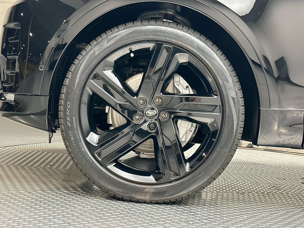 New 2026 Land Rover Discovery Dynamic SE AWD/4WD image 5
