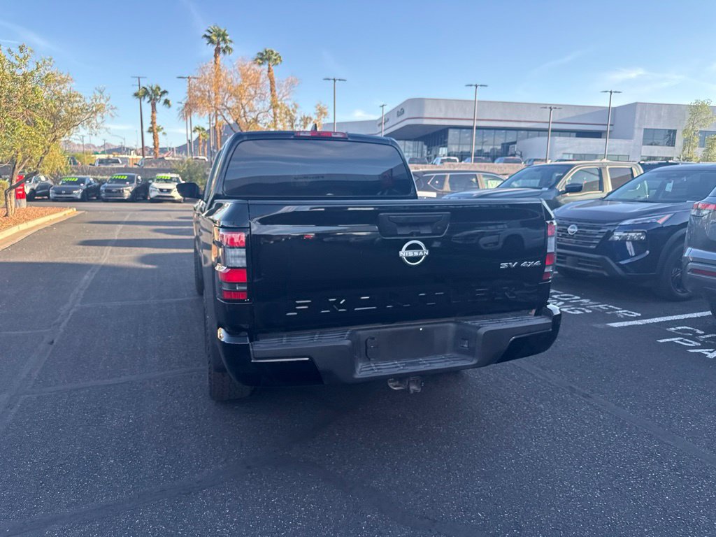 Used 2023 Nissan Frontier SV w/ Tow Package AWD/4WD image 9