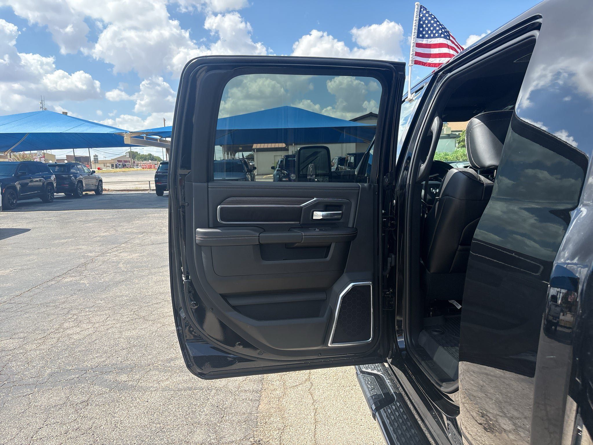 New 2027 RAM 3500 Laramie w/ Night Edition AWD/4WD image 23