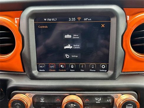 Used 2021 Jeep Gladiator Mojave image 24