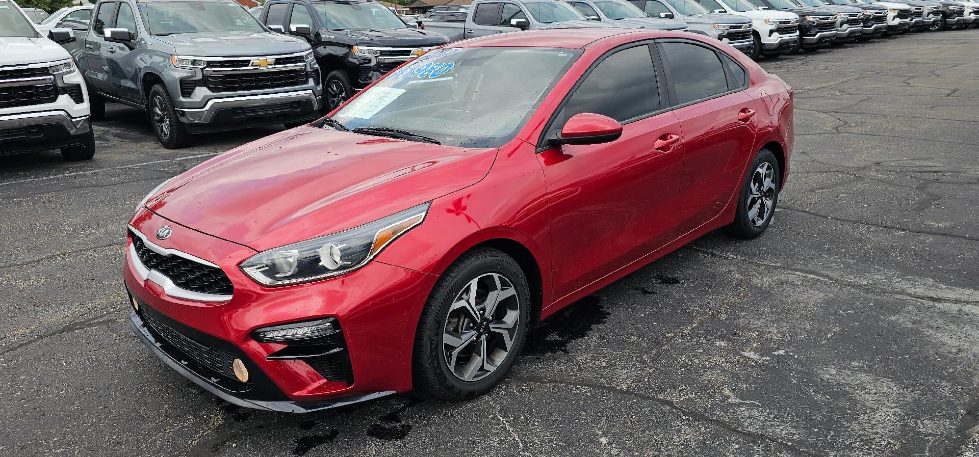 Used 2019 Kia Forte LXS FWD image 3