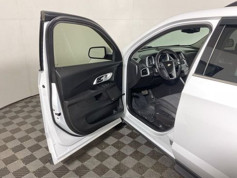 Used 2017 Chevrolet Equinox LT w/ Convenience Package AWD/4WD image 18