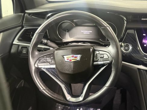 Used 2024 Cadillac XT6 Premium Luxury AWD/4WD image 12