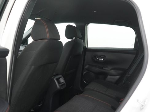 Used 2024 Honda HR-V Sport image 17