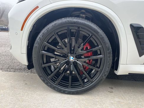Certified 2024 BMW X5 sDrive40i w/ M Sport Package image 13