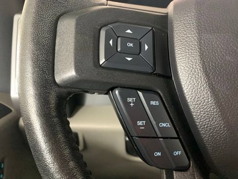 Used 2020 Ford F150 XLT w/ Equipment Group 302A Luxury AWD/4WD image 27