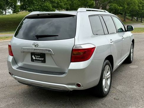 Used 2010 Toyota Highlander Limited FWD image 6