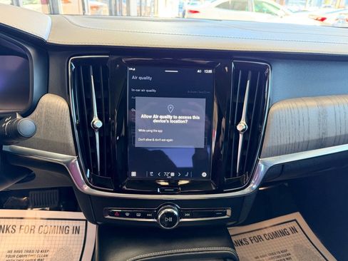 Used 2023 Volvo S90 B6 Ultimate w/ Protection Package Premier image 15