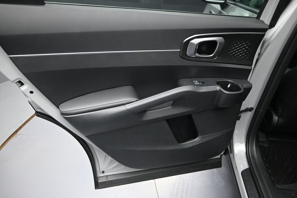 Certified 2026 Kia Sorento S AWD/4WD image 27