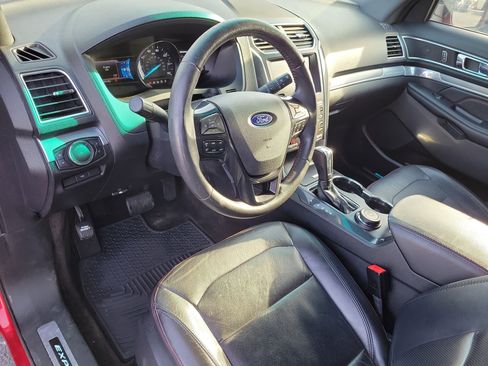 Used 2016 Ford Explorer Sport image 18