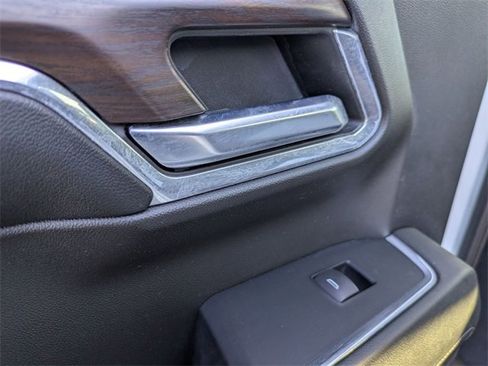 Used 2024 GMC Sierra 1500 SLT image 22