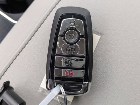 New 2026 Lincoln Aviator Reserve image 27