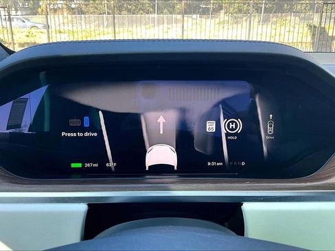 Used 2022 Tesla Model X AWD/4WD image 9