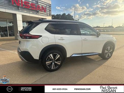 Certified 2021 Nissan Rogue Platinum FWD image 4