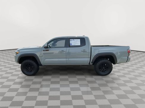 Used 2021 Toyota Tacoma TRD Pro AWD/4WD image 12