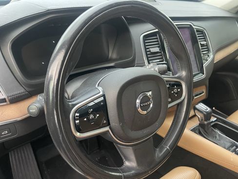 Used 2016 Volvo XC90 T6 Inscription w/ Vision Package AWD/4WD image 11