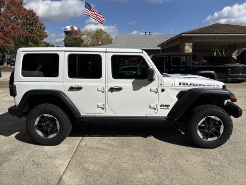 Used 2022 Jeep Wrangler Unlimited Rubicon w/ LED Lighting Group image 8