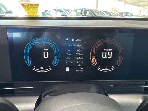 Used 2024 Hyundai Kona SE image 23