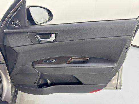 Used 2016 Kia Optima EX image 38