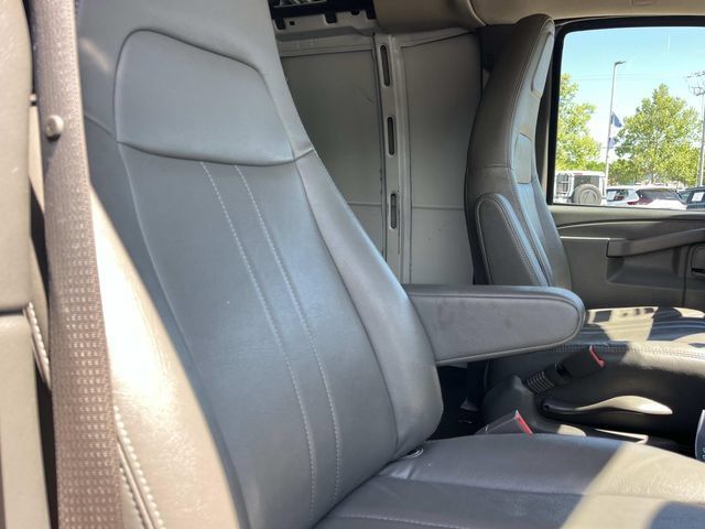Used 2025 Chevrolet Express 2500 Extended w/ Driver Convenience Package RWD image 24