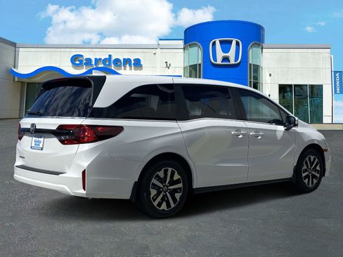 New 2026 Honda Odyssey EX-L image 6