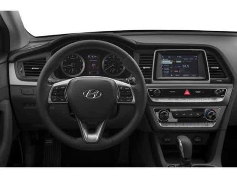 Used 2018 Hyundai Sonata SEL image 10