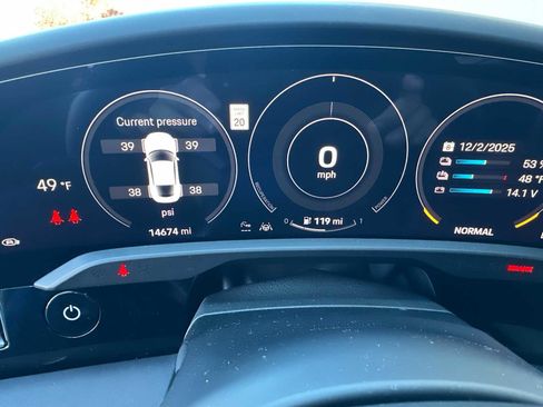 Certified 2024 Porsche Taycan Turbo S image 25