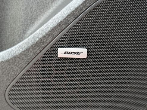 Used 2022 Chevrolet Bolt EUV Premier w/ Sun & Sound Package image 35