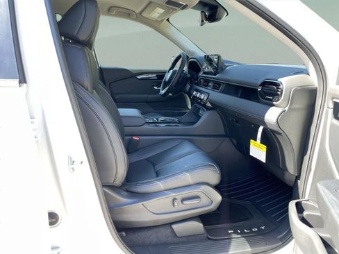 New 2025 Honda Pilot EX-L image 18