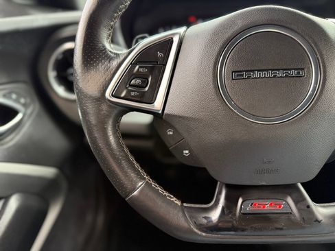 Used 2016 Chevrolet Camaro SS RWD image 26