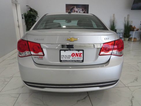 Used 2015 Chevrolet Cruze LTZ w/ Sun, Sound and Sport Package image 5