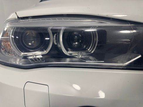 Used 2017 BMW X5 xDrive35i AWD/4WD image 8
