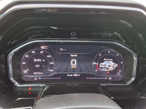 Used 2025 GMC Sierra 1500 SLT w/ SLT Convenience Package image 11