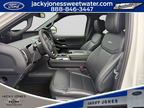 New 2027 Ford Expedition Max Platinum w/ Stealth Appearance Package RWD image 10