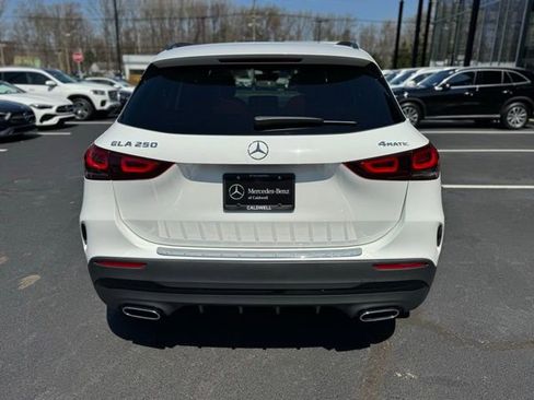 Certified 2023 Mercedes-Benz GLA 250 4MATIC image 4