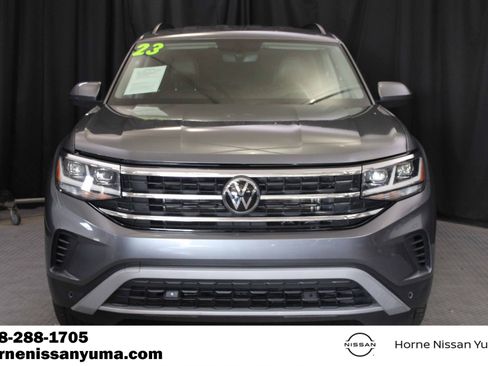 Used 2023 Volkswagen Atlas SE FWD image 2