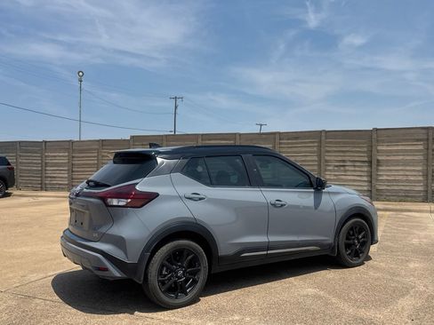 Used 2024 Nissan Kicks SR w/ SR Premium Package FWD image 25